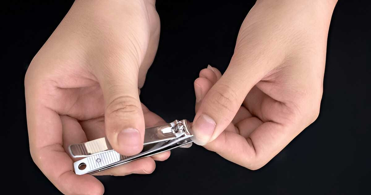 জিলহজের চাঁদ ওঠার আগে চুল-নখ কাটার সওয়াব