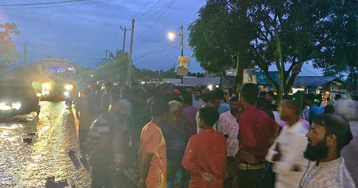 ঈশ্বরগঞ্জে বাস-মাহেন্দ্র সংর্ঘষ, নিহত ৩