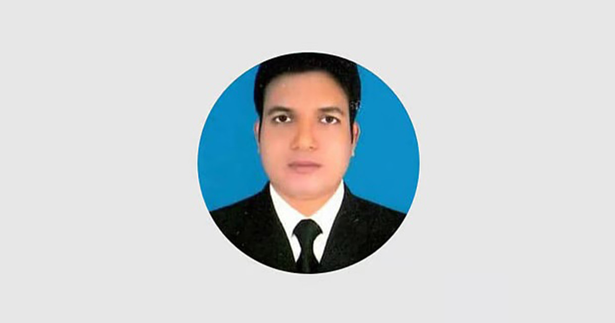 ছবি বদলিয়ে এক যুগ ধরে বাংলাদেশ ব্যাংকে চাকরি, অবশেষে ধরা