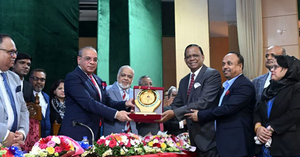 আমাদের অবশ্যই জুলাই-আগস্টের কথা বলতে হবে: প্রধান বিচারপতি