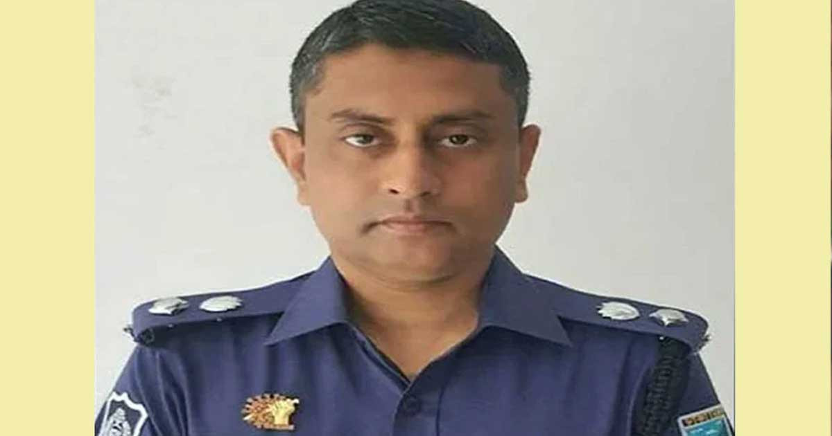 সাবেক পুলিশ সুপার শফিকুলের স্ত্রী-সন্তানসহ দেশত্যাগে নিষেধাজ্ঞা