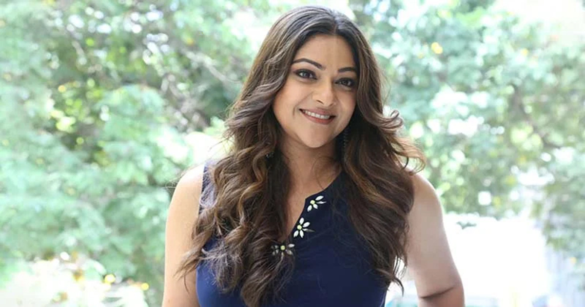 চুম্বন দৃশ্য নিয়ে সমালোচনা, মুখ খুললেন নায়িকা
