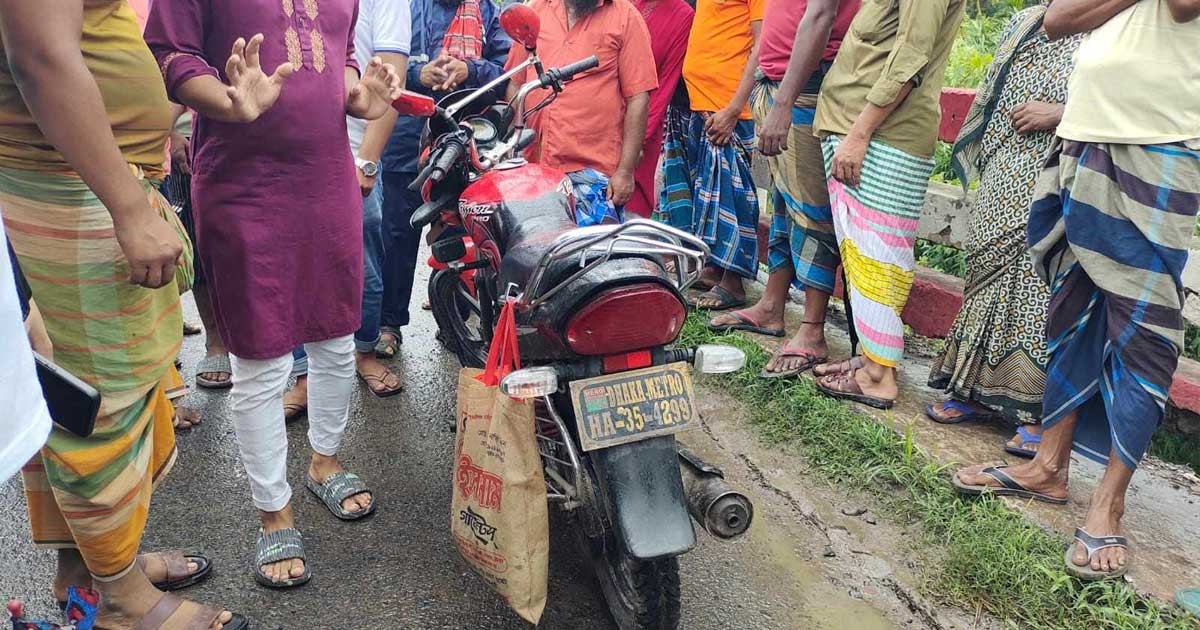 রাজবাড়ীতে ট্রাক চাপায় মোটরসাইকেল আরোহীর মৃত্যু