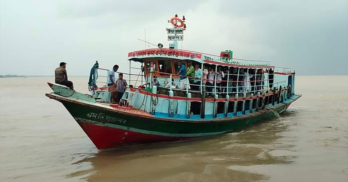 ৪৬ ঘণ্টা পর দৌলতদিয়া-পাটুরিয়া নৌরুটে লঞ্চ চলাচল শুরু