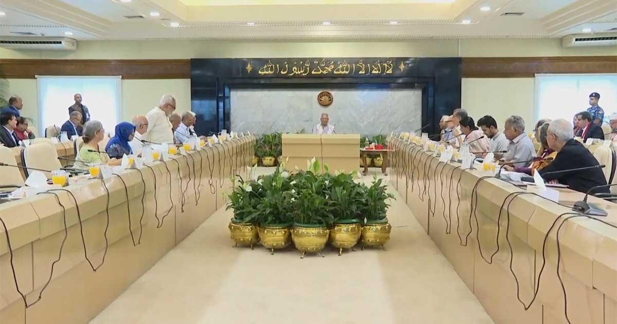 উপদেষ্টা পরিষদের বৈঠকে ২০২৫-২৬ অর্থবছরের প্রস্তাবিত বাজেট অনুমোদন