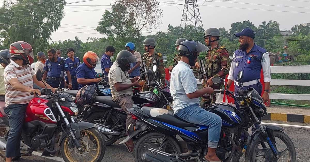 ঠাকুরগাঁওয়ে সেনাবাহিনীর অভিযানে ৩৯ মামলা