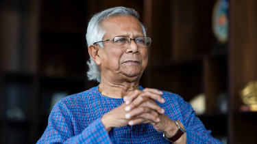 ড. মুহাম্মদ ইউনূস কি নিরপেক্ষতা হারাচ্ছেন?