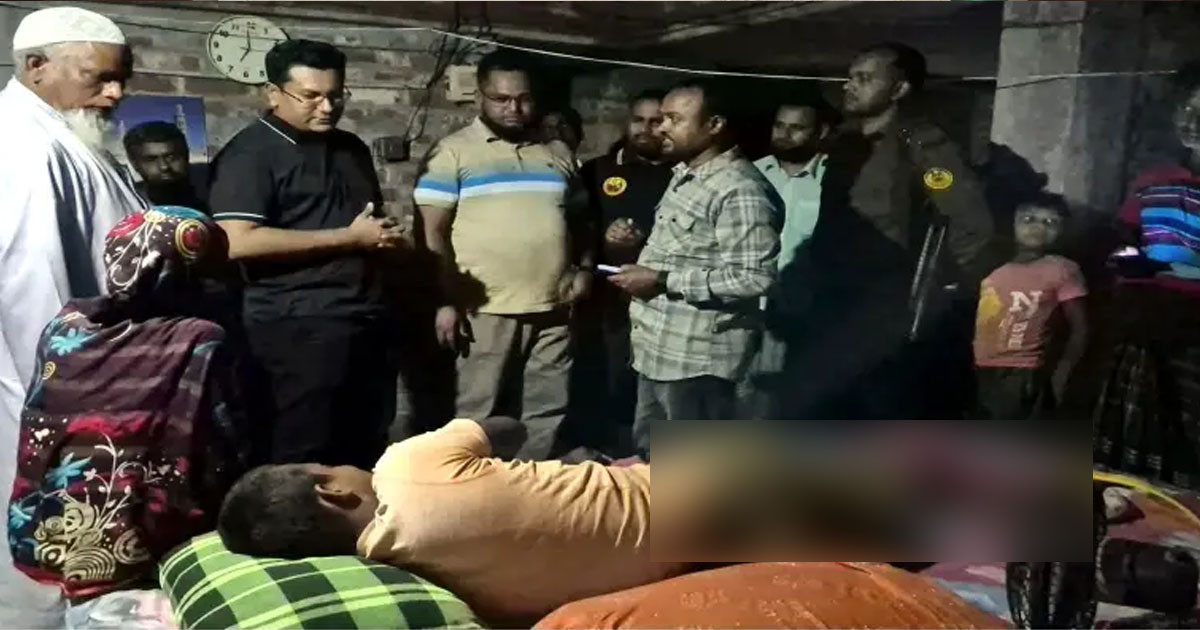১৩ কিলোমিটার ভেসেও বেঁচে ফিরলেন মৃগী রোগী জয়নাল