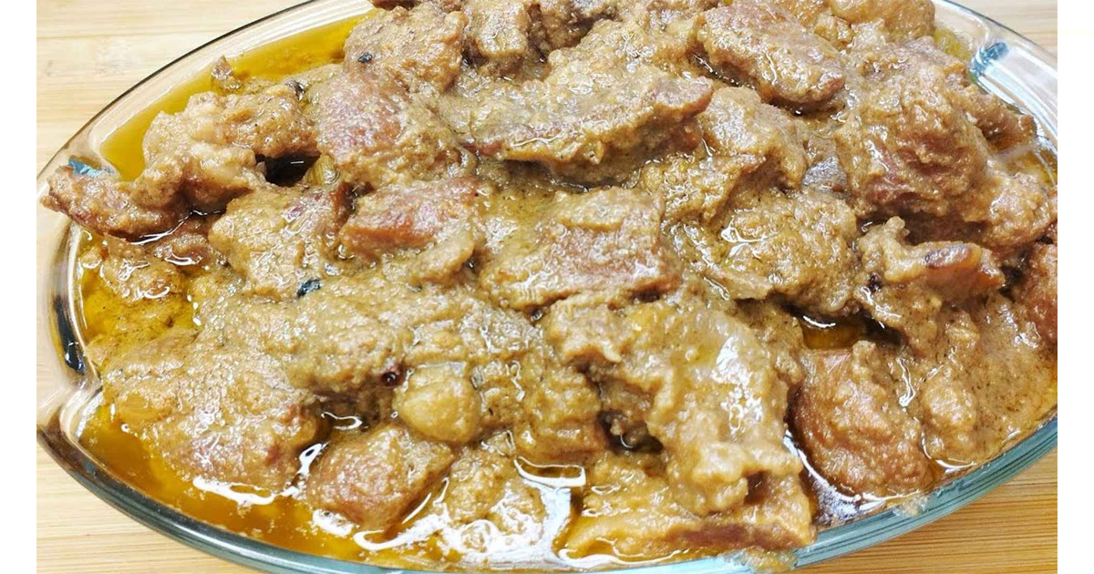 গরুর মাংসের শাহী কোরমার সহজ রেসিপি