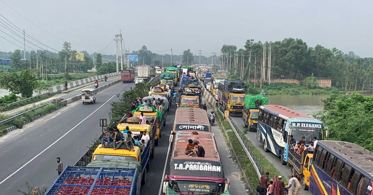 ঢাকা-টাঙ্গাইল মহাসড়কে ২৩ কিলোমিটার যানজট