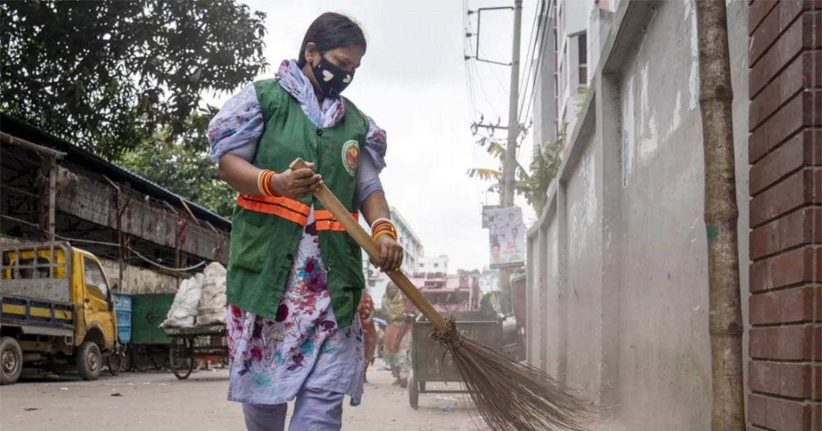 ১২ ঘণ্টায় কোরবানির বর্জ্য অপসারণে প্রস্তুত ঢাকার দুই সিটি