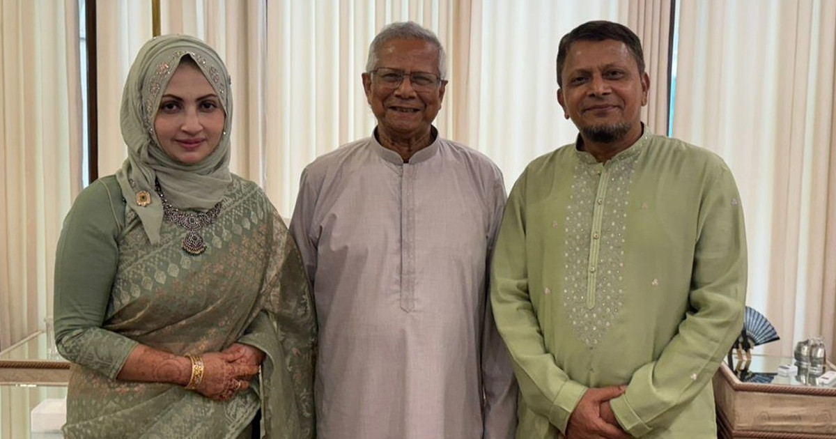 প্রধান উপদেষ্টার সঙ্গে নৌবাহিনী প্রধানের সাক্ষাৎ