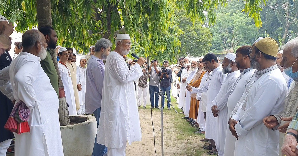 কাদের সিদ্দিকীর স্ত্রী নাসরিন সিদ্দিকীর জানাজা সম্পন্ন
