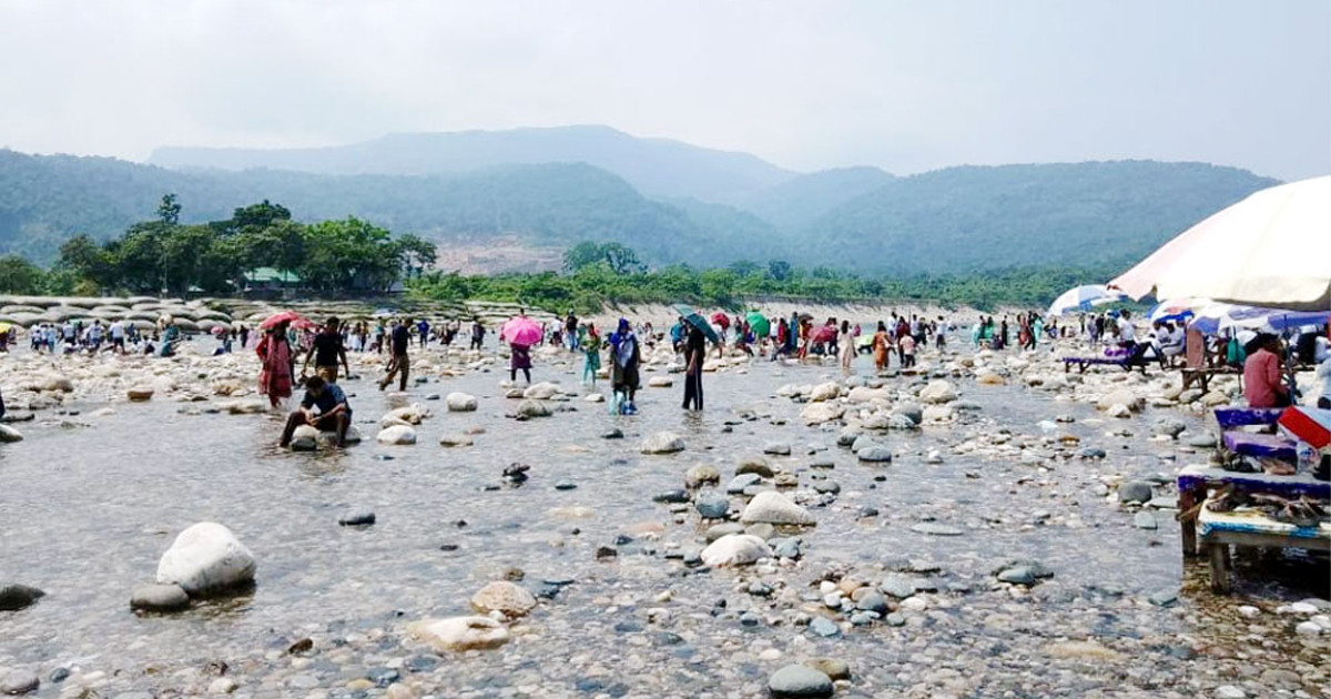 সাদা পাথরে পানিতে ডুবে প্রাণ গেল পর্যটকের
