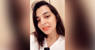 আপনার ঠোঁট এমন হয়ে গেছে কেন? কী বলছেন বর্ষা