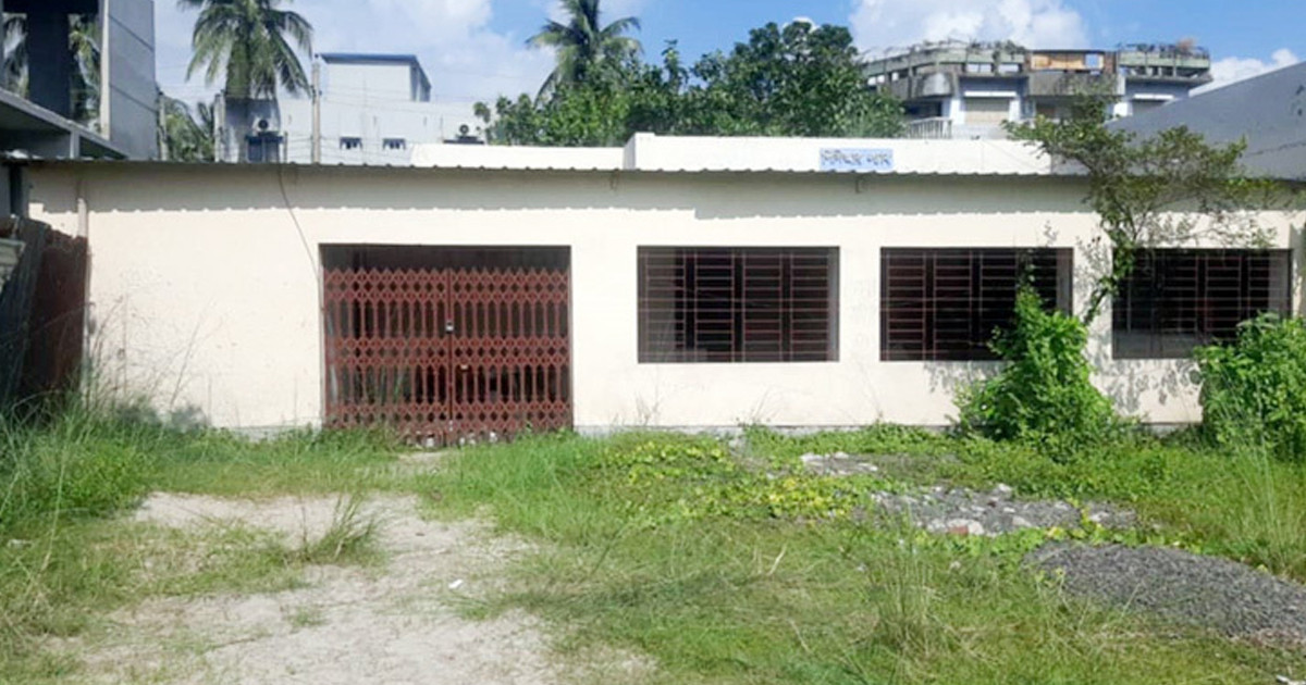 কুষ্টিয়ায় কোভিড আতঙ্ক, চুরি হয়ে গেছে জেলার একমাত্র করোনা পরীক্ষা ল্যাবের সব যন্ত্রাংশ