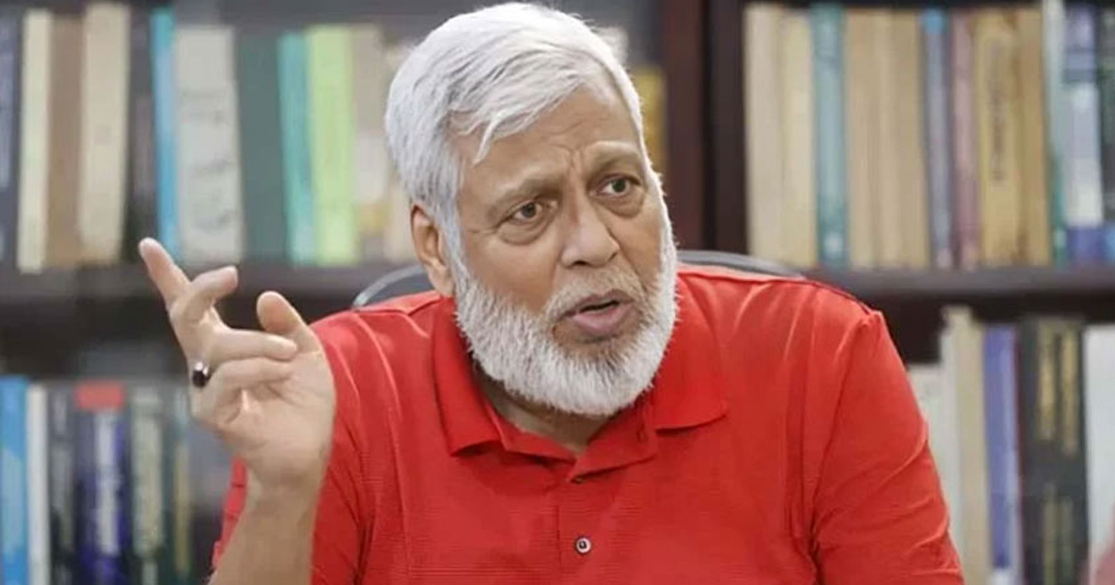 ফিটনেসবিহীন গাড়ির বিরুদ্ধে কঠোর ব্যবস্থা নেওয়া হবে: ফাওজুল কবির