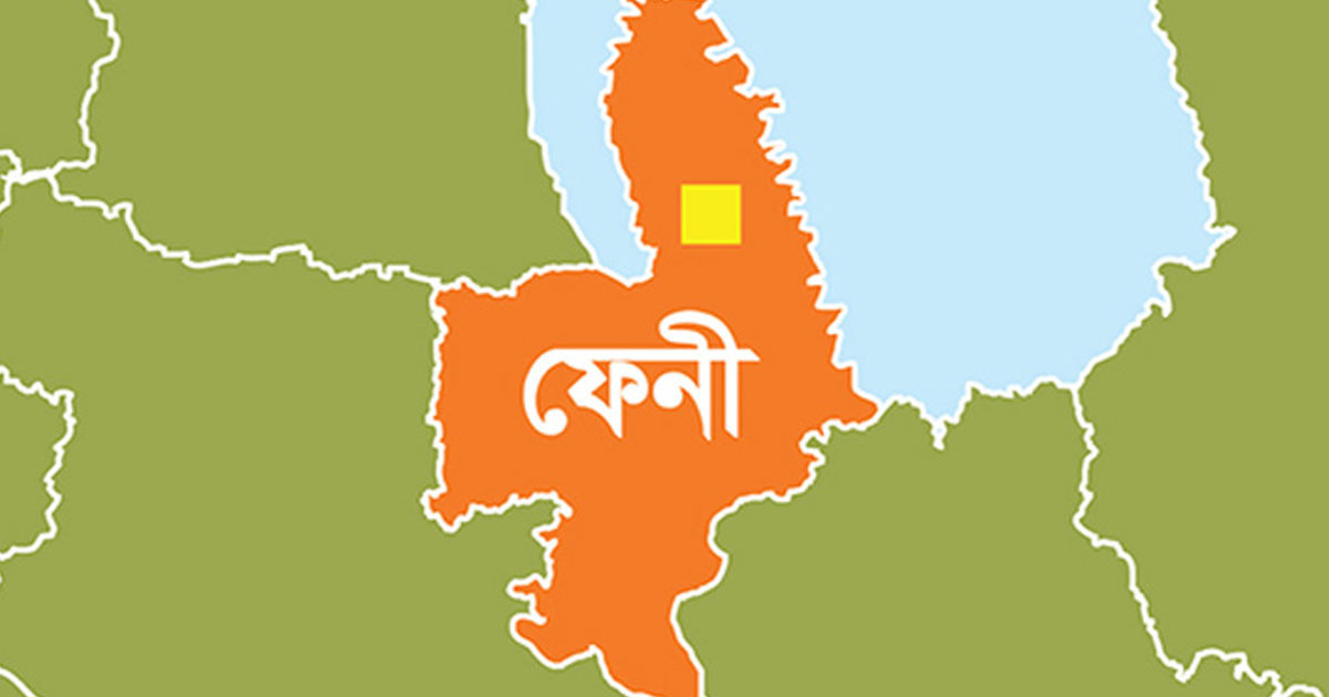ফেনীতে একসঙ্গে ৩ সন্তানের জন্ম দিলেন আমেনা