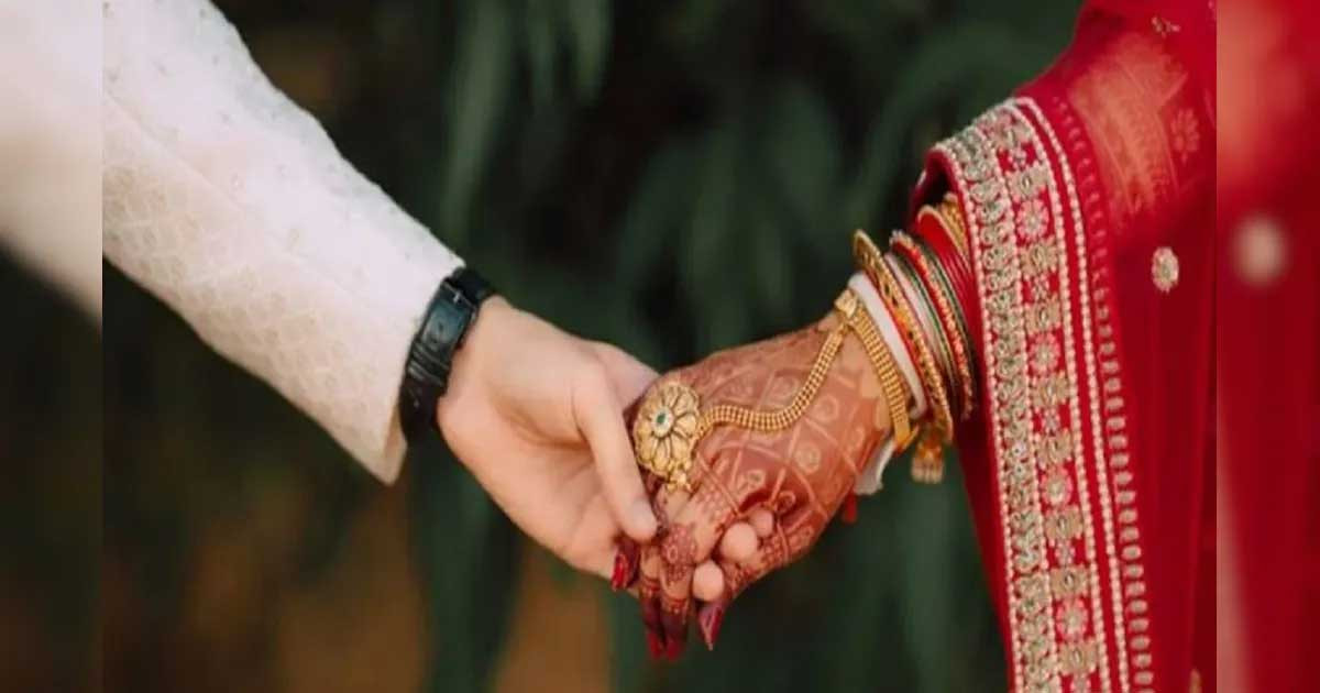 প্রেমের বিয়ে মেনে না নেওয়ায় শ্বশুরের মাথায় আঘাত, অতঃপর...