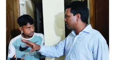 সাংবাদিক পরিচয়ে আবাসিক হোটেলে তল্লাশি, নিন্দার ঝড়