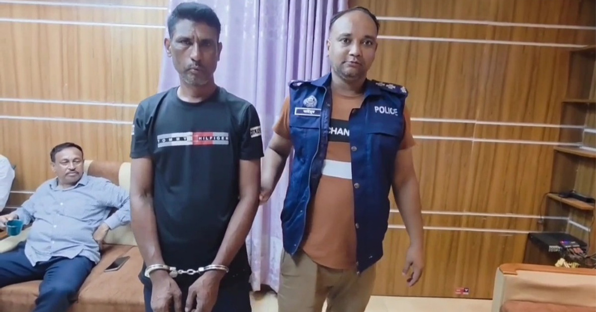 এটিএম বুথে কিশোরী ধর্ষণ, পলাতক নিরাপত্তাকর্মী গ্রেপ্তার