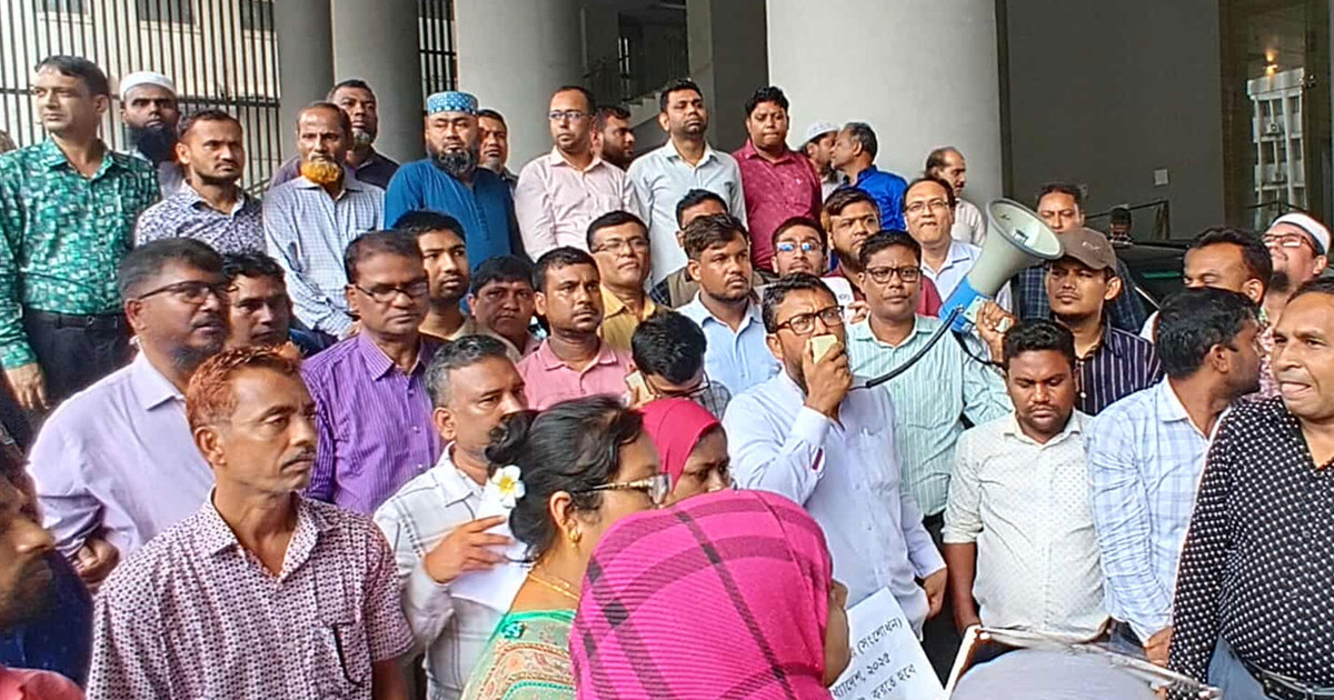 আইন বাতিল না হলে সচিবালয়ে ‘বিক্ষোভ চলবে’