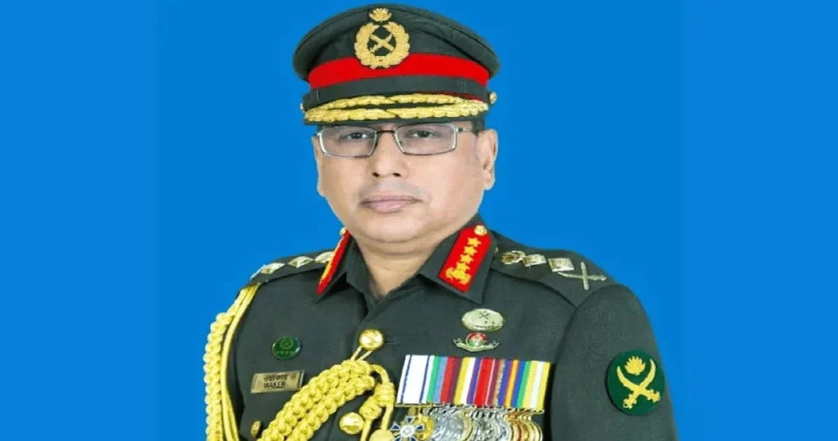 তবু আপন কর্তব্যে অবিচল সেনাবাহিনী