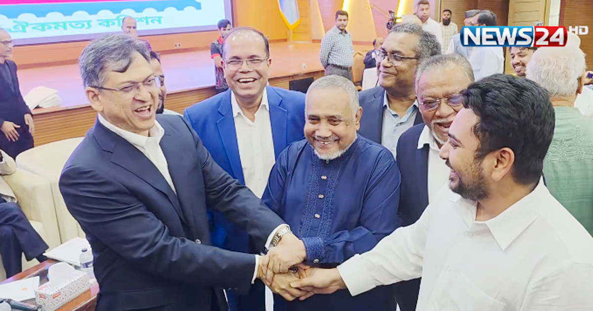হাতে হাত রাখলেন সালাহউদ্দিন-নাহিদ-তাহের