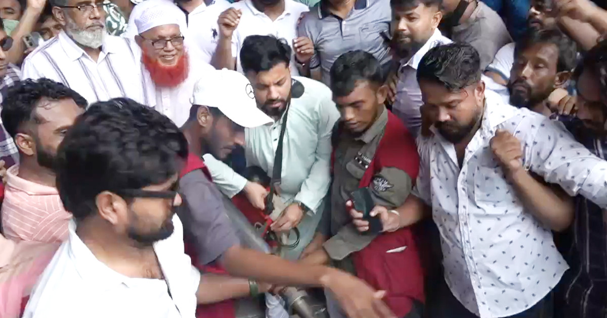ঢাকা দক্ষিণ সিটির মশক নিধন কর্মসূচি উদ্বোধন করলেন ইশরাক