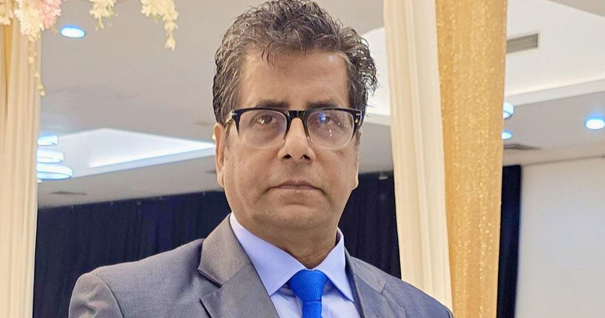 সরকার প্রশ্নের ঊর্ধ্বে নয়: আনিস আলমগীর
