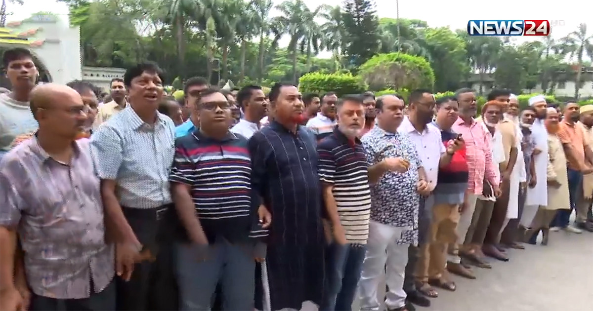 ‘নিজস্ব স্বার্থে ইশরাককে শপথ নিতে দিচ্ছেন না স্থানীয় সরকার উপদেষ্টা’