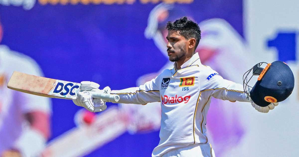 তৃতীয় দিন শেষে ১২৭ রানে পিছিয়ে শ্রীলঙ্কা