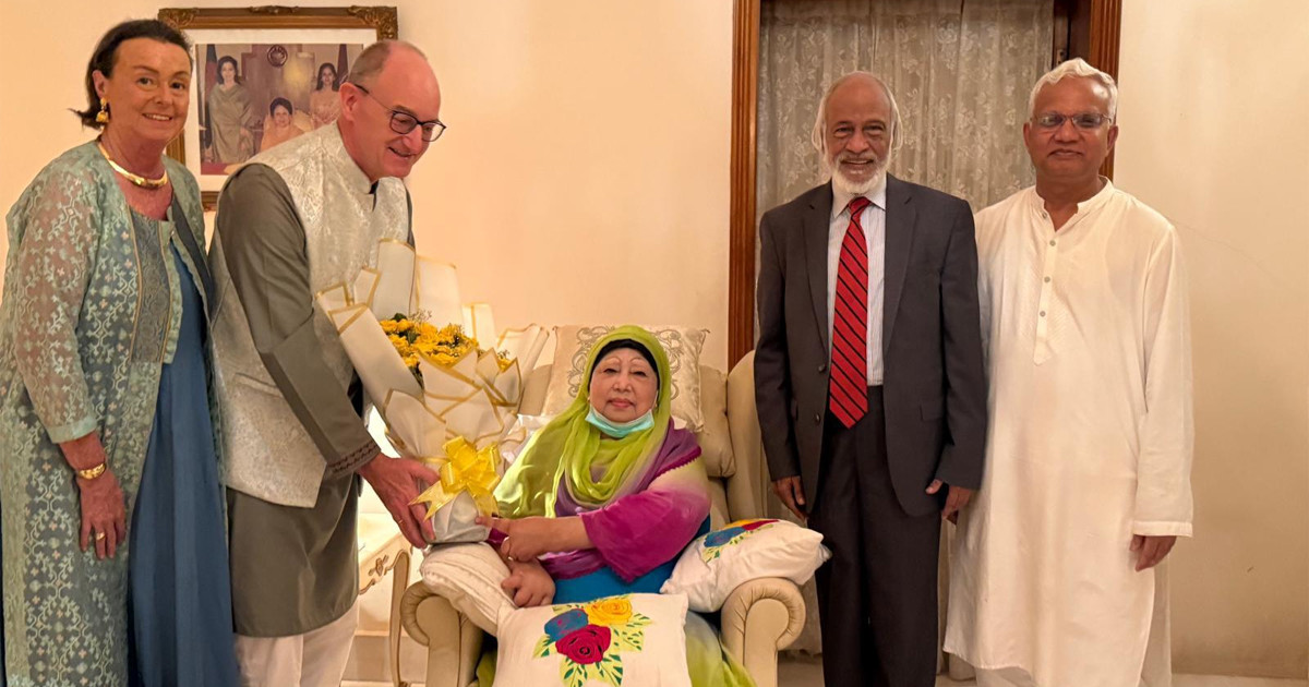 বিএনপি চেয়ারপার্সনের সঙ্গে বিদায়ী জার্মান রাষ্ট্রদূতের সাক্ষাৎ