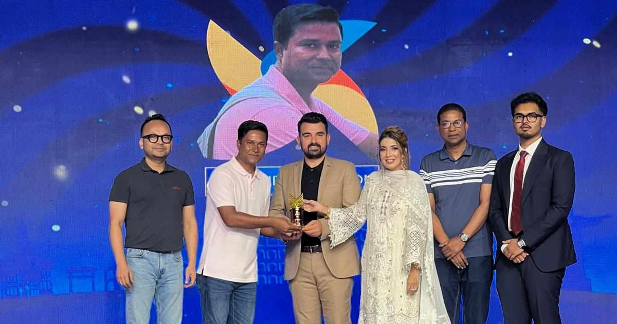 বর্ষসেরা ট্র্যাভেল ভ্লগার হলেন সালাহউদ্দিন সুমন