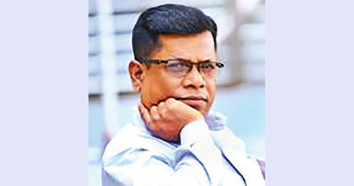 খাদের কিনারে ব্যবসায়ীরা উৎকণ্ঠায় প্রবাসীরা