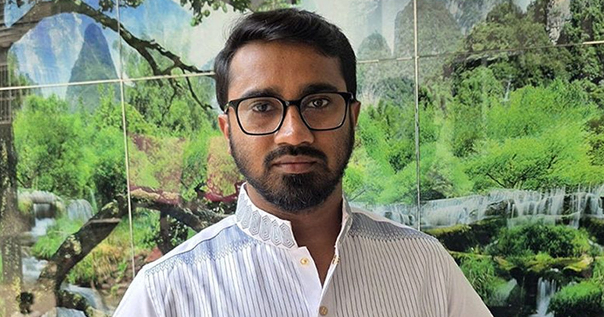 সরকার ও নির্বাচন কমিশনের মধ্যে চোর-পুলিশ খেলা চলছে: রাশেদ খান