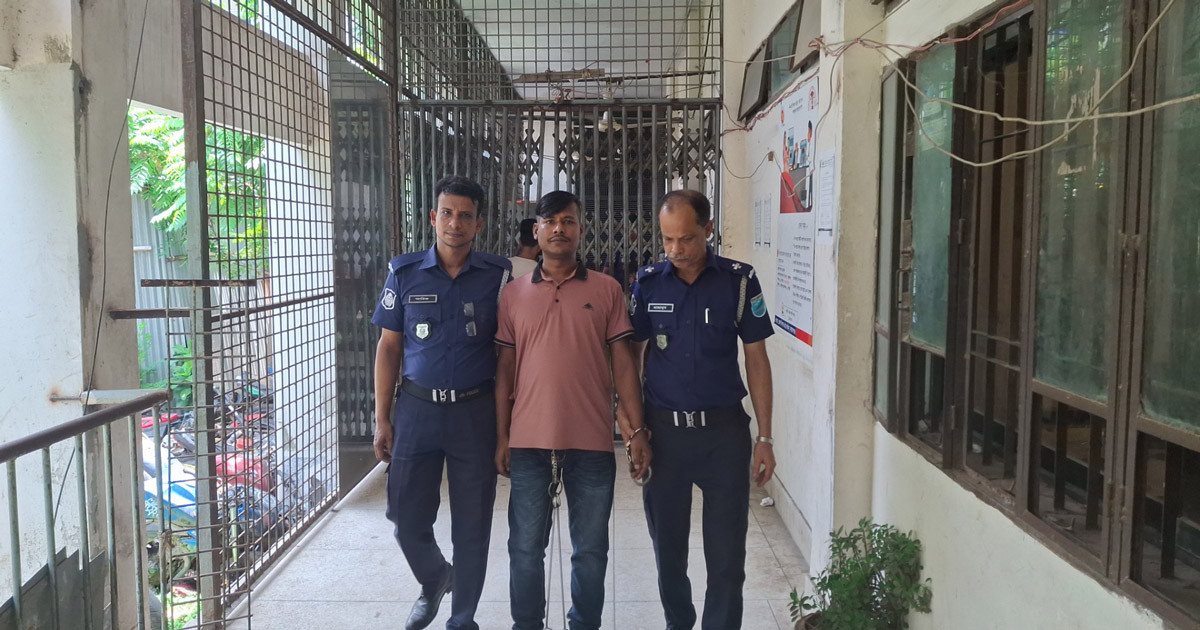 নারায়ণগঞ্জে অস্ত্র মামলায় যুবককে ১৫ বছরের কারাদণ্ড