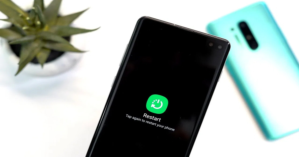 ফোন রিস্টার্ট দিলে কী হয়?