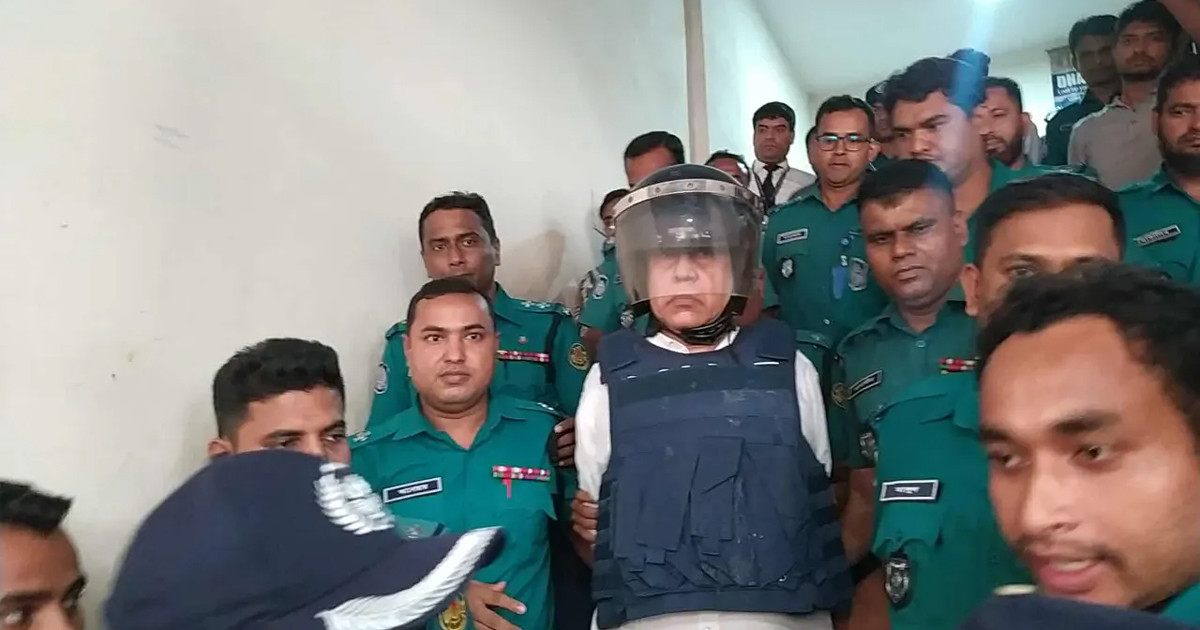 শেখ মুজিবও ক্ষমতার লোভ সামলাতে পারেননি, আদালতে আউয়াল