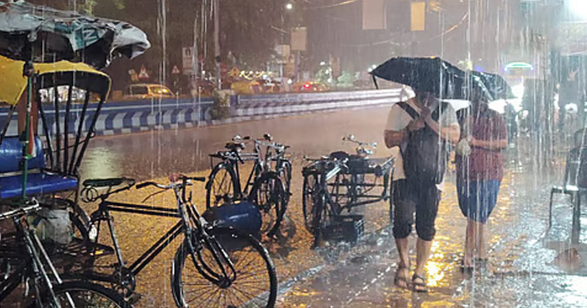 দক্ষিণাঞ্চলে বাড়তে পারে বৃষ্টি, বন্দরে ৩ নম্বর সংকেত