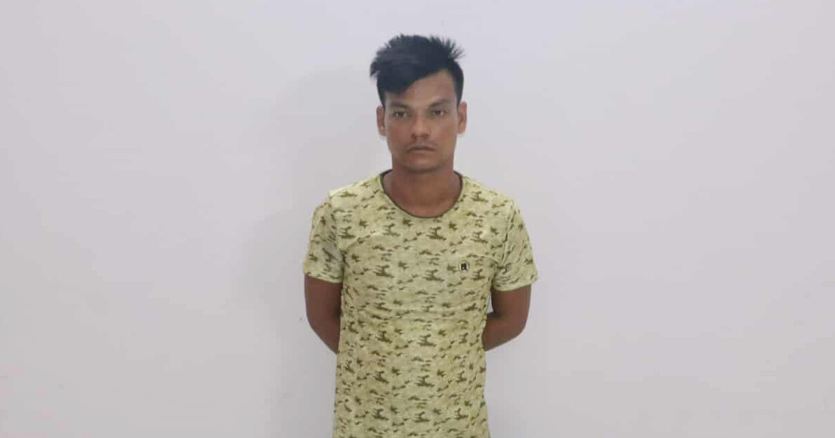 কুমিল্লায় গভীর রাতে সেনাবাহিনীর অভিযানে অস্ত্র ও মাদকসহ যুবক গ্রেপ্তার