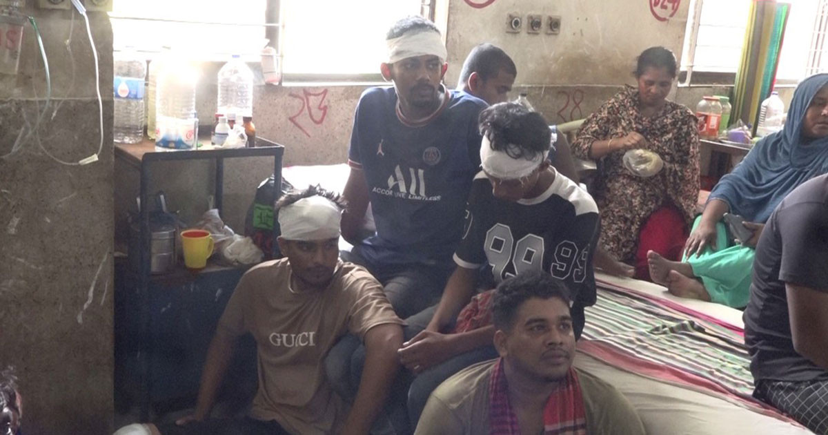 গোপালগঞ্জে ভ্যান চুরি নিয়ে দুই গ্রুপের সংঘর্ষে অর্ধশতাধিক আহত