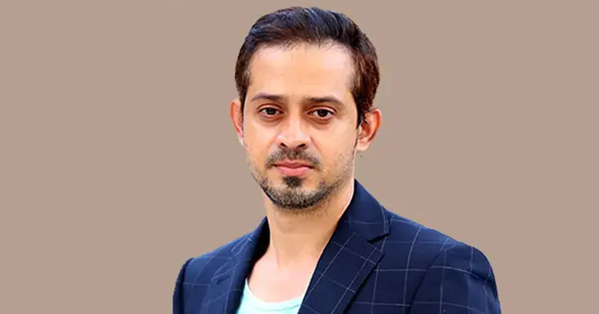 ‘ওদের সাথে শুধু পিস্তল না, কামান রাখা উচিত’