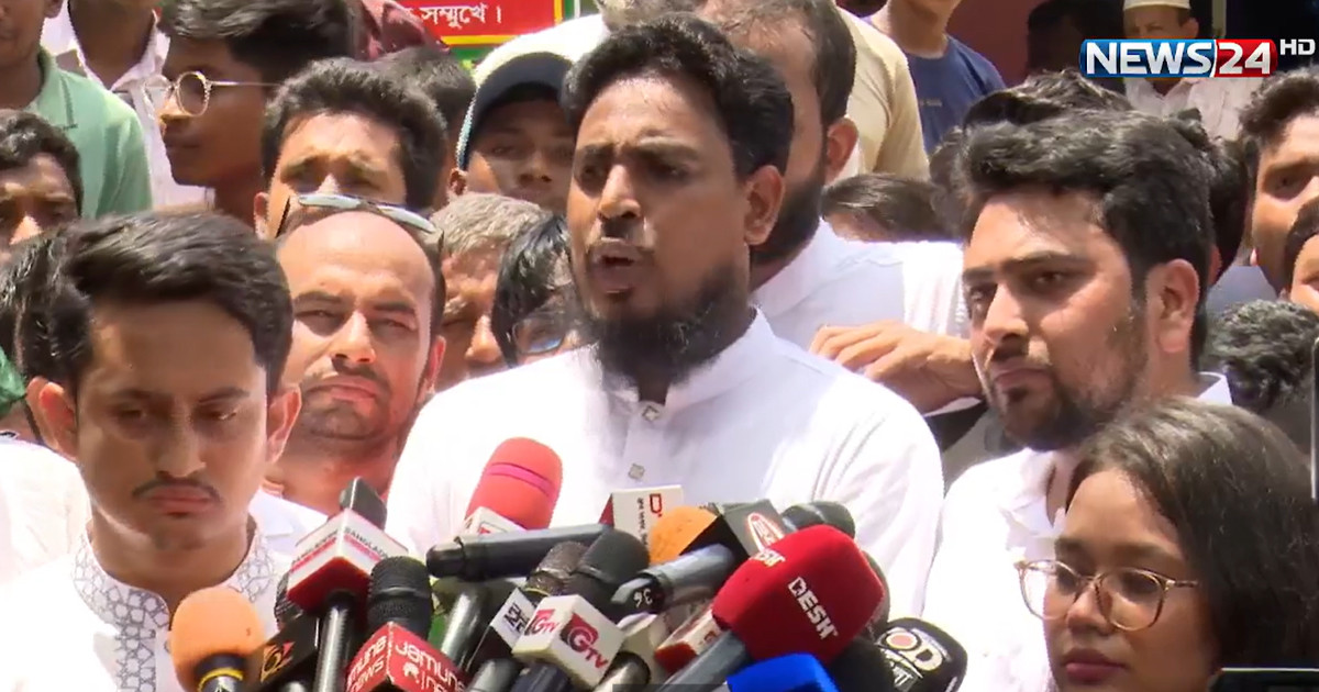 ‘আবু সাঈদের কবর এমন এক জায়গা যেখানে আমাদের শোকের সমাপ্তি ঘটে, দ্রোহের শক্তি পাই’