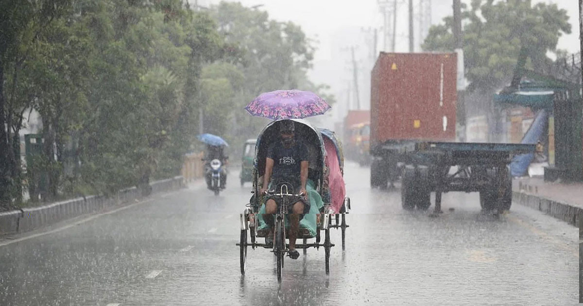 ভারী বৃষ্টিপাতের আভাস, চার সমুদ্রবন্দরে সতর্কতা