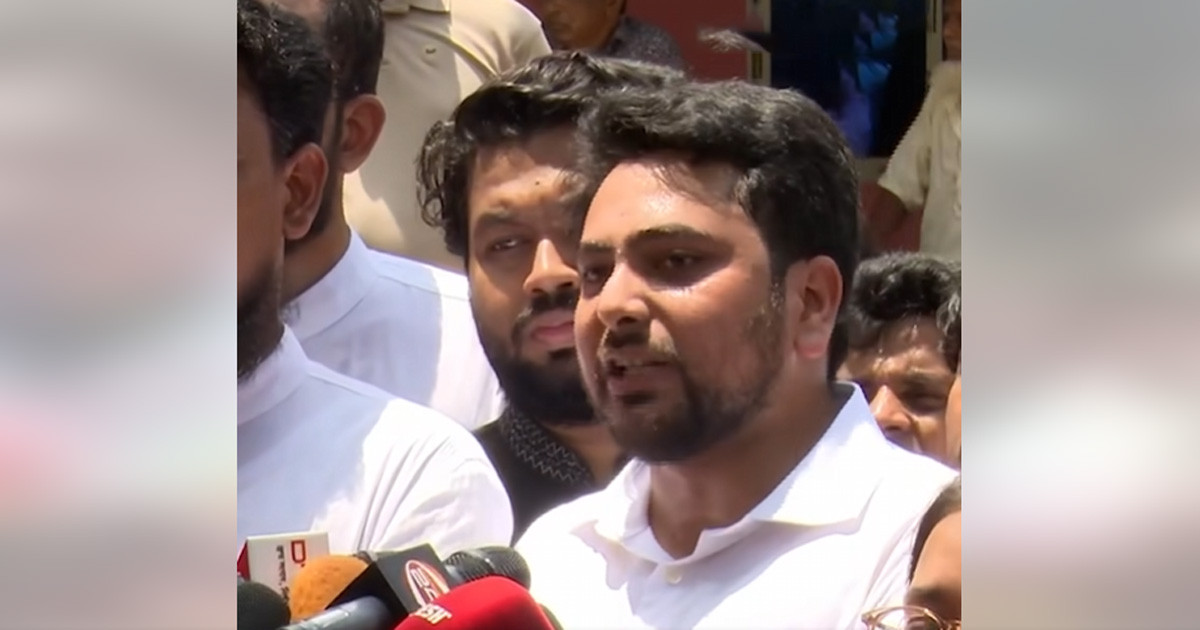 জুলাই ঘোষণাপত্র ও জুলাই সনদ আদায় করে ছাড়বো: নাহিদ ইসলাম
