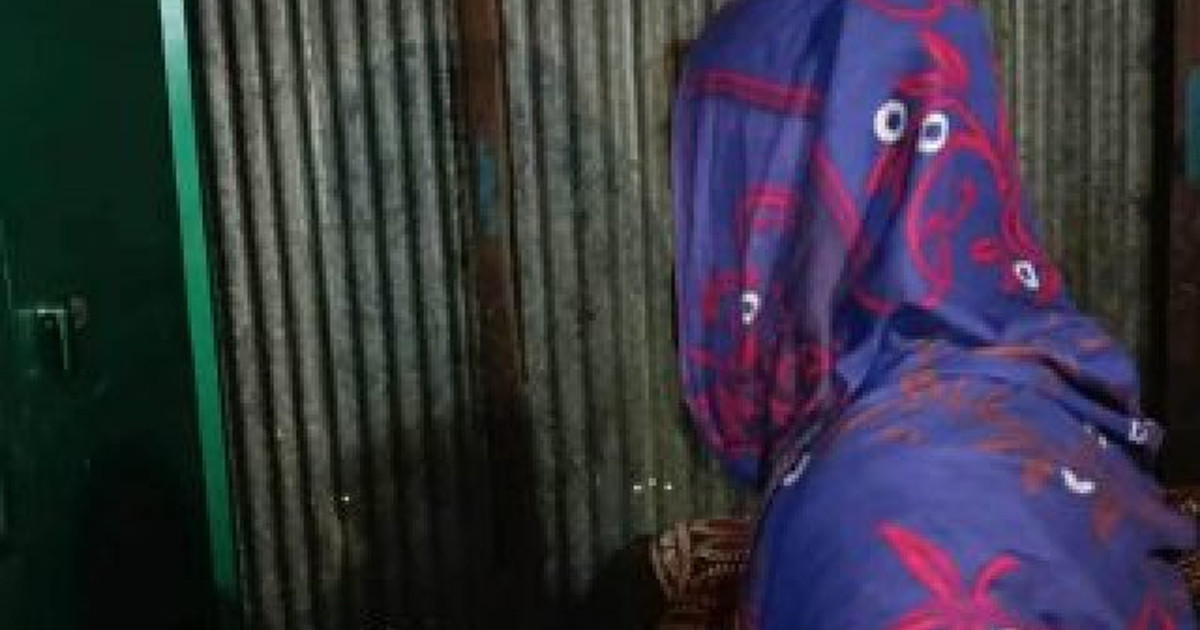 এবার বাড়ি ছাড়লেন মুরাদনগরের সেই নারী