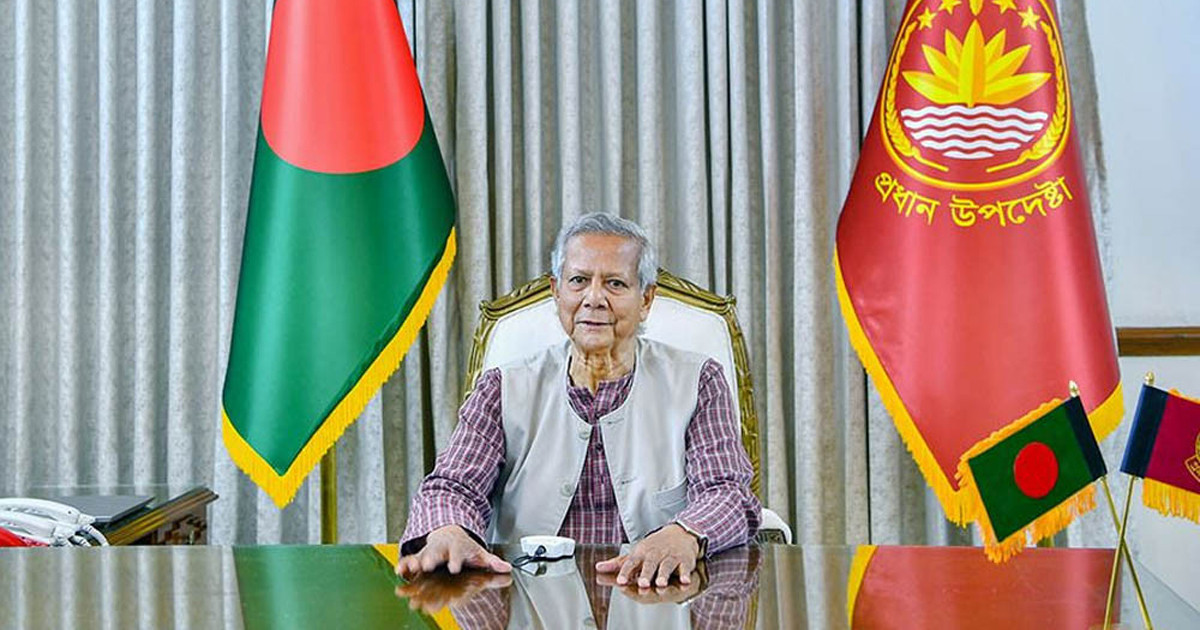 নারী ফুটবলের এই অর্জন গোটা জাতির জন্য গর্বের: প্রধান উপদেষ্টা