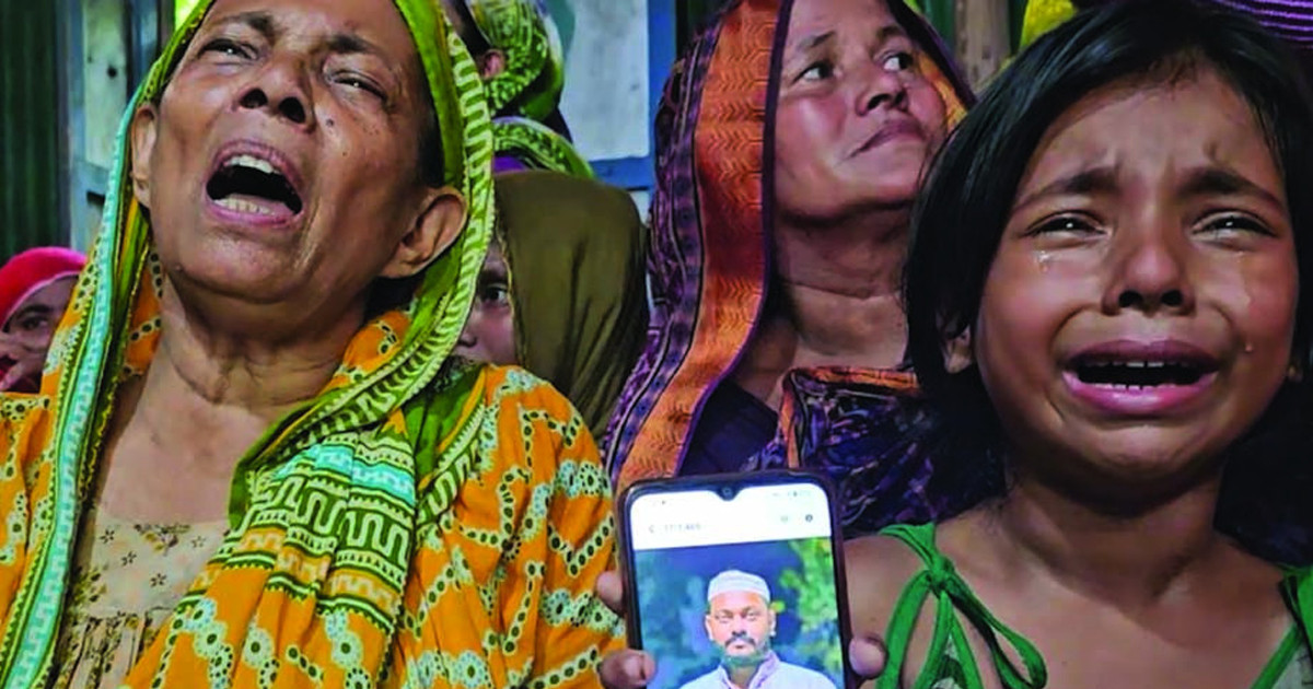 ‘জুলাই ঠিকই আসছে, আমার স্বামী তো আসল না’
