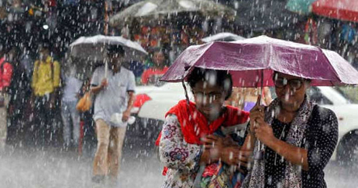বৃষ্টি বাড়বে, কমবে তাপমাত্রা